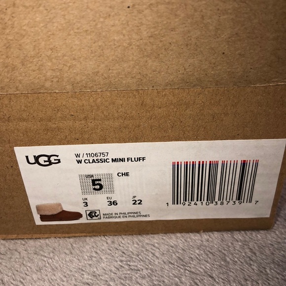 UGG CLASSIC MINI FLUFF - Picture 6 of 8